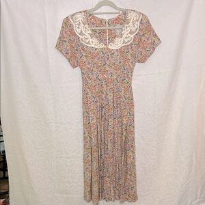 EXPO VINTAGE cottage core colorful floral lace trim collar dress Sz 6. USA made